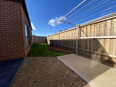 10 Kittyhawk Road, Point Cook