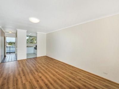 7 / 53 Clarence Road, Indooroopilly