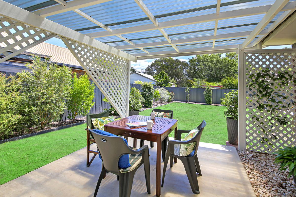13 Pine Avenue, Tewantin