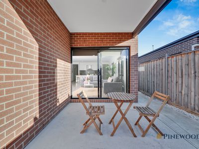 18 Respect Way, Tarneit