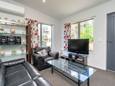 93D Canongate, Dunedin Central