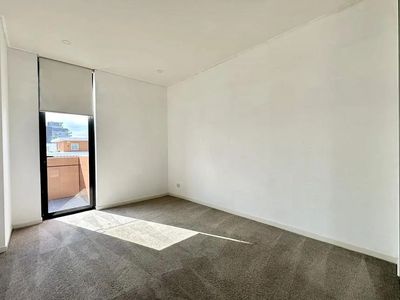 2006 / 87 Shoreline Drive, Rhodes