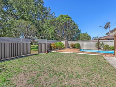 7 King George Parade, Forster