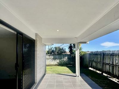 2 / 23 Firestone Ave, Pimpama