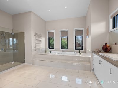100 Moore Road, Sunbury