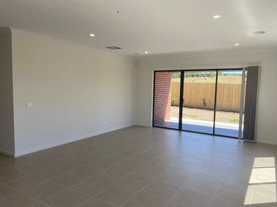 42 Harper Boulevard, Mount Duneed