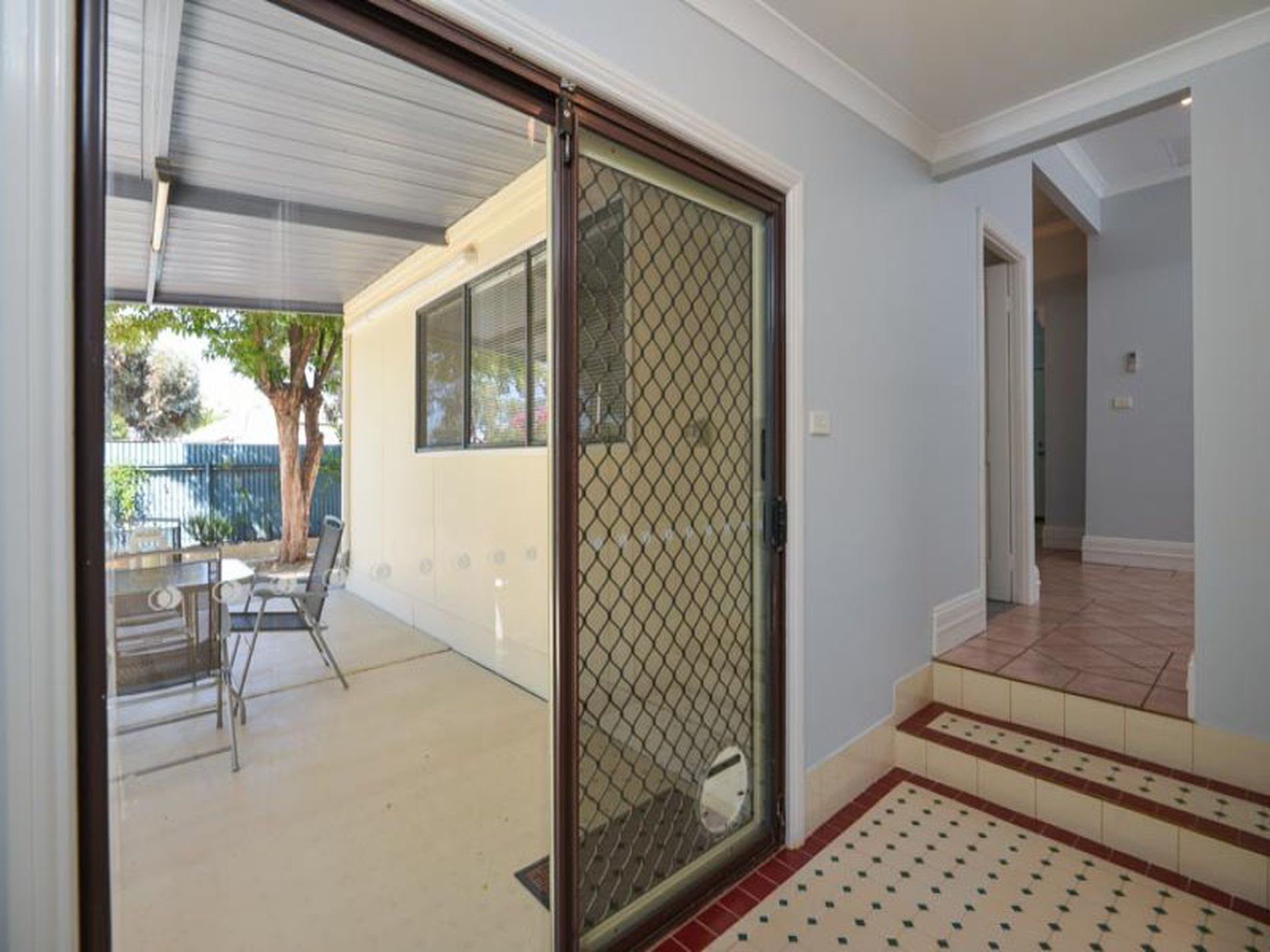 129 Hare Street, Piccadilly