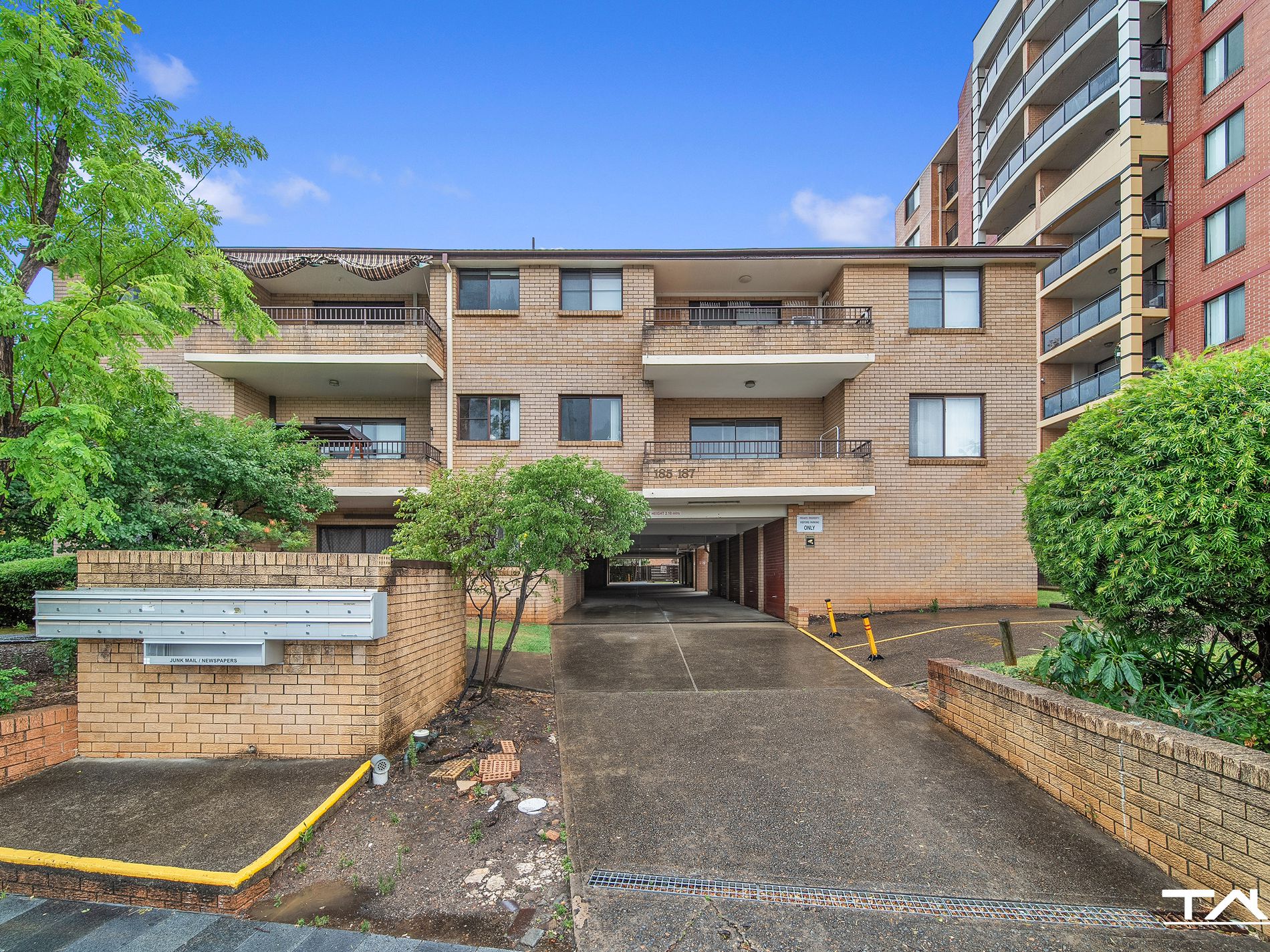 13 / 185 Hawkesbury Road, Westmead