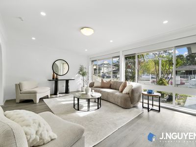 24 Buranda Crescent, St Johns Park
