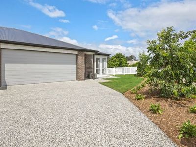 2 / 11 Bellagio Crescent, Coomera