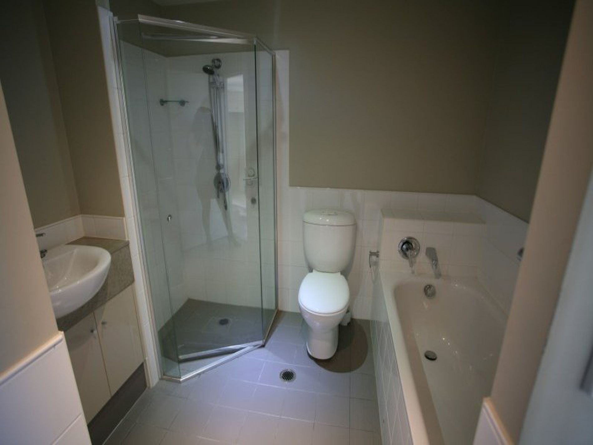 2704 / 77-81 Berry Street, North Sydney