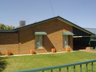 446 Wheelers Lane, Dubbo