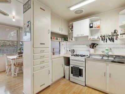 33 MARTINDALE CRESCENT, Seymour