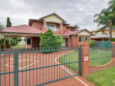 46 Chapman Drive, Somerville