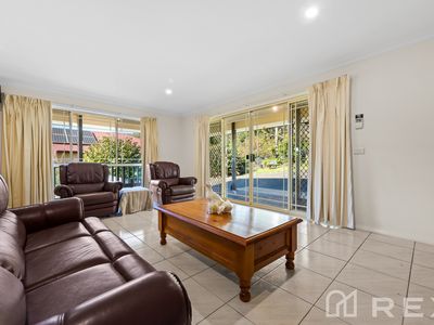 12 Basin-Olinda Road, The Basin