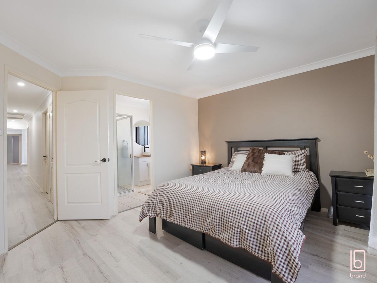 15 Foxtail Crescent, Woongarrah