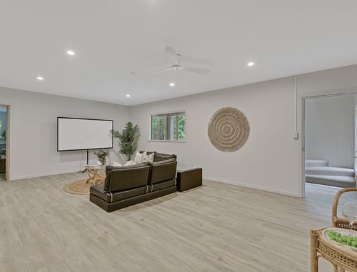1-bedroom property in lush residential setting image 2