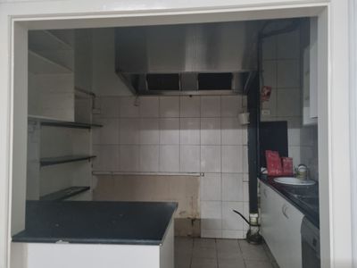 Shops 6 & 7 / 346 Main Road West, St Albans