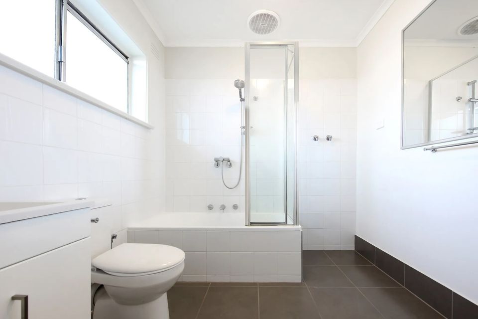 5 / 7 Burns Avenue, Clayton South