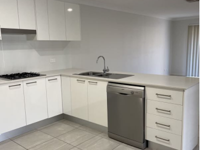 4 Graza Avenue, Dubbo