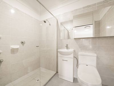 4 Windle Avenue, Hoxton Park