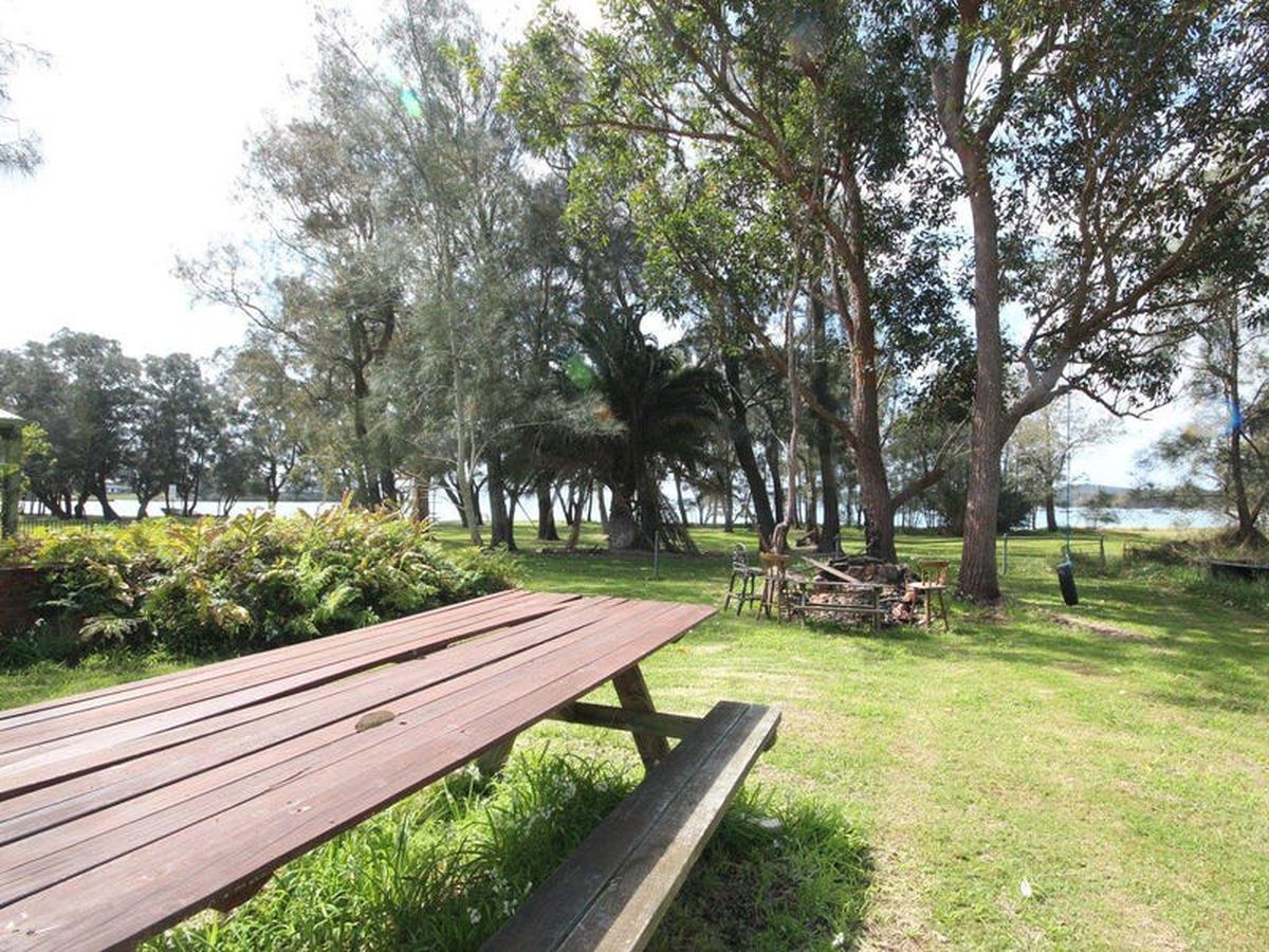 24 Tanilba Avenue, Tanilba Bay, Tanilba Bay - Thumbnail 2