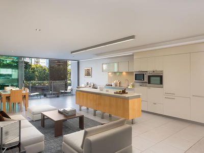 7204 / 2 Ephraim Island Parade, Paradise Point