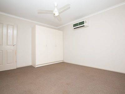 4 / 10 Dulverton Terrace, South Hedland