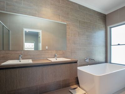 1 / 3 Michigan Drive, Oxenford