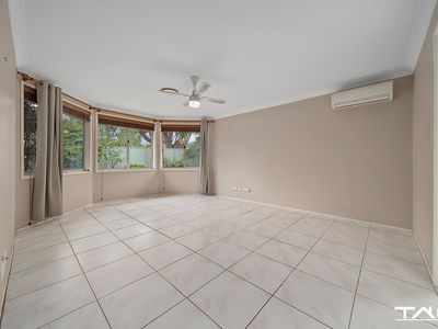 9 Alwyn Crescent, Glenwood