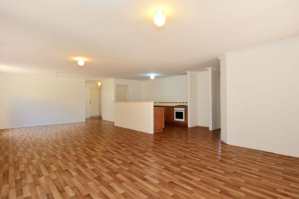 15 Edgecumbe Terrace , Baldivis