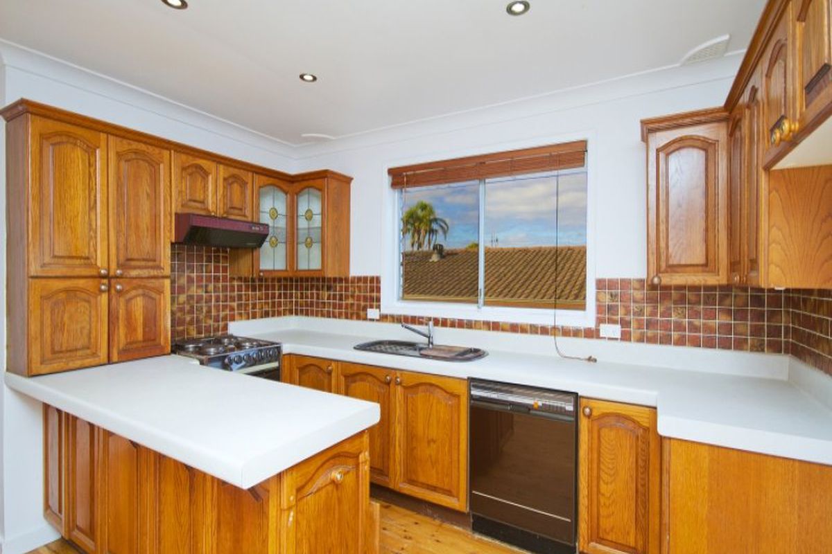 7 Anglers Drive, Bateau Bay