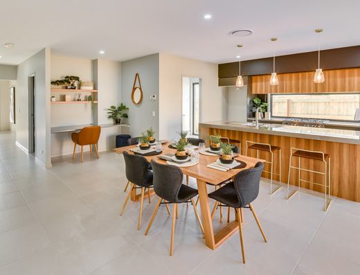 Prestige Home Living in Peregian Springs image 3
