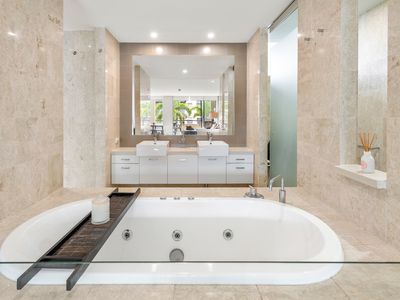 215 / 9-13 Dianella Drive, Casuarina