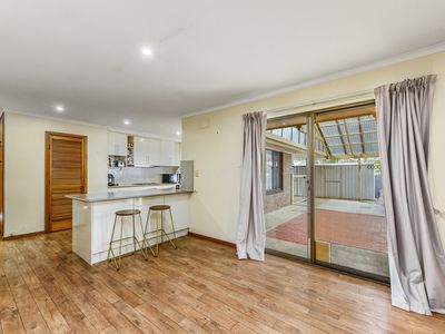 8 Academy Drive, Millicent