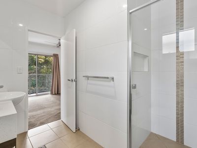 124 Cooper Crescent, Rochedale