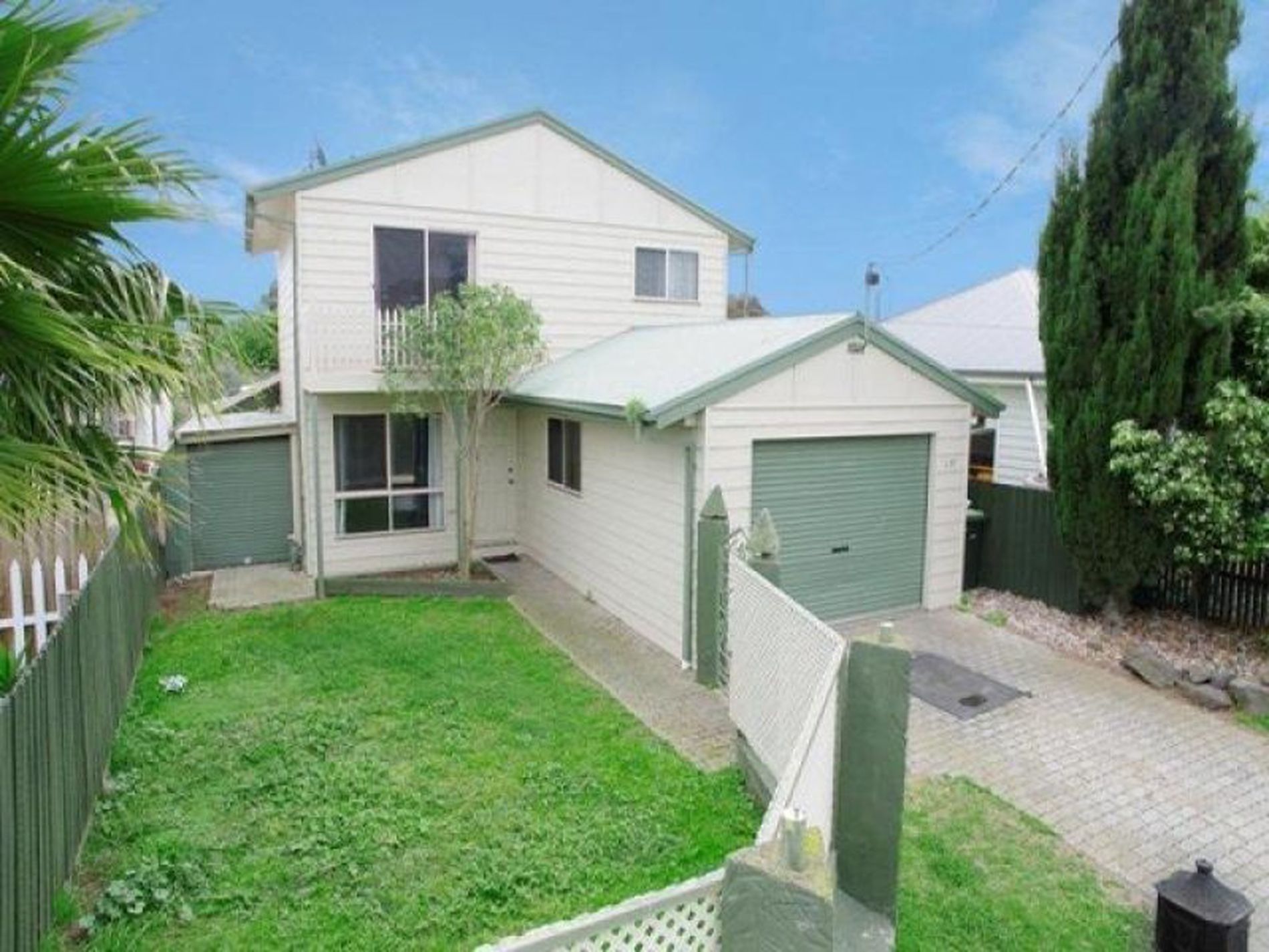 1 / 37 Seabeach Parade, North Shore