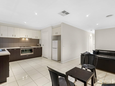 18 Higgins Street, Fraser Rise