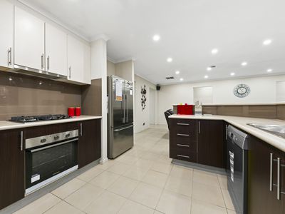 2 Zetland Way, Tarneit