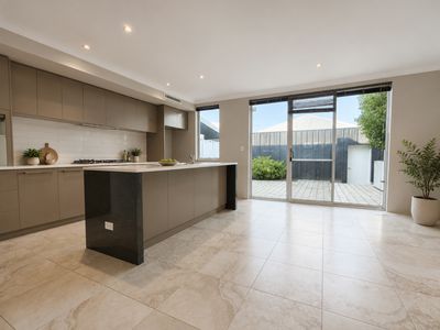 58 Congenial Loop, Atwell
