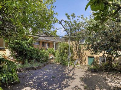 52 Twyford Street, Box Hill North