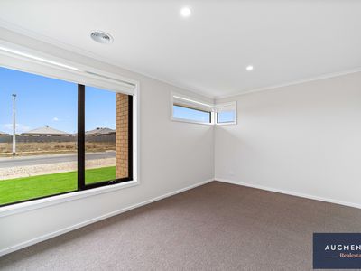 9 Soderstrom Street, Lucas