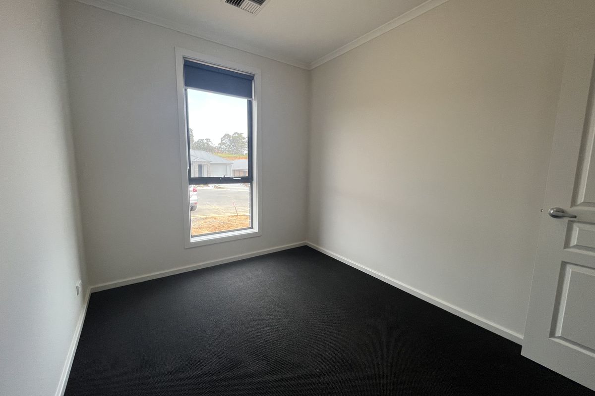 63 Cotterdale Avenue, Mount Barker