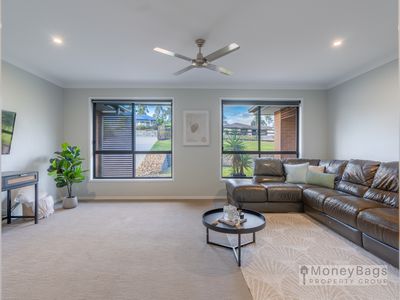 124-128 Panitz Drive, Jimboomba