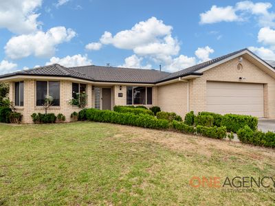 15 Cypress Crescent, Kelso