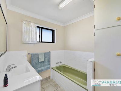 1B Fifth Avenue Woodgate, Woodgate