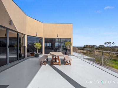 100 Moore Road, Sunbury