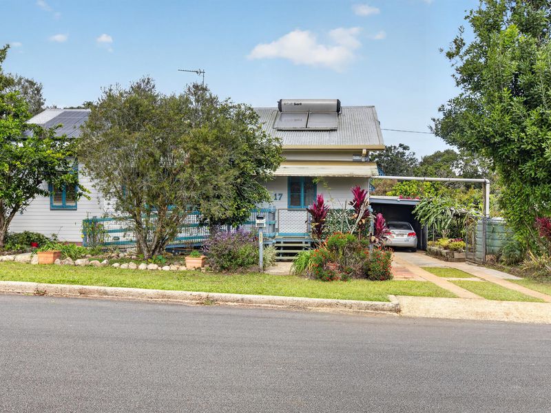 17 Evans Street, Atherton