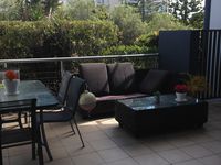 23 / 10 Grand Pde , Kawana Island