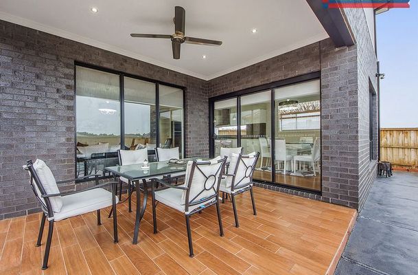 22 Bologna Crescent, Greenvale